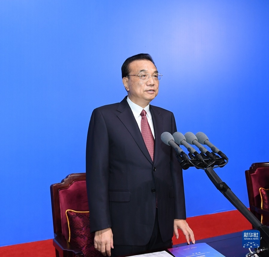 9月27日晚，中華人民共和國第十四屆運(yùn)動會在陜西西安閉幕。中共中央政治局常委、國務(wù)院總理李克強(qiáng)出席閉幕式并宣布運(yùn)動會閉幕。新華社記者 申宏 攝