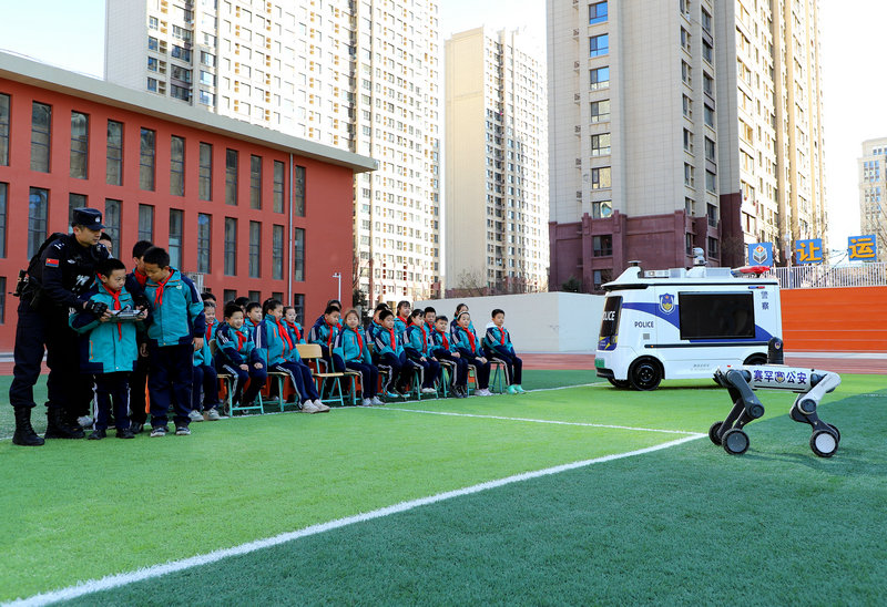 1773286873614708.jpg 20260312開學(xué)第一課5.jpg