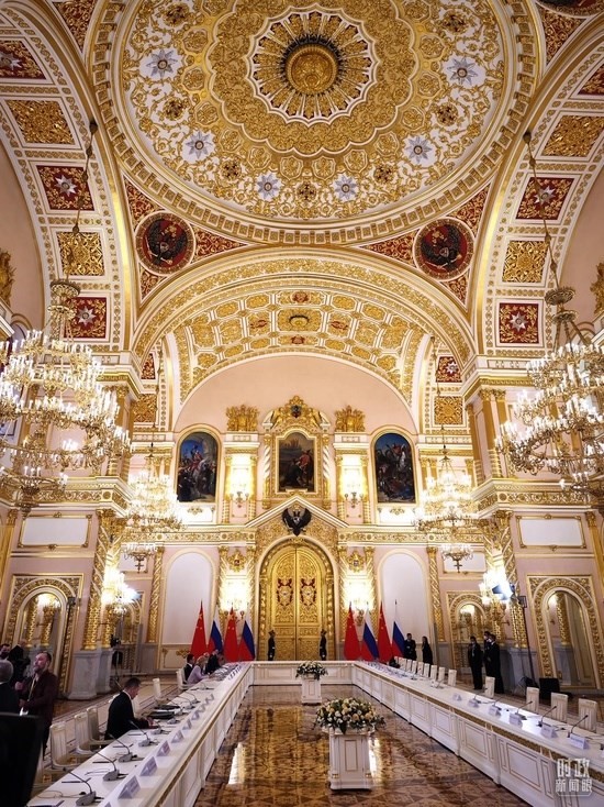 △習(xí)主席和普京總統(tǒng)舉行大范圍會談的會場。（總臺央廣記者潘毅拍攝）