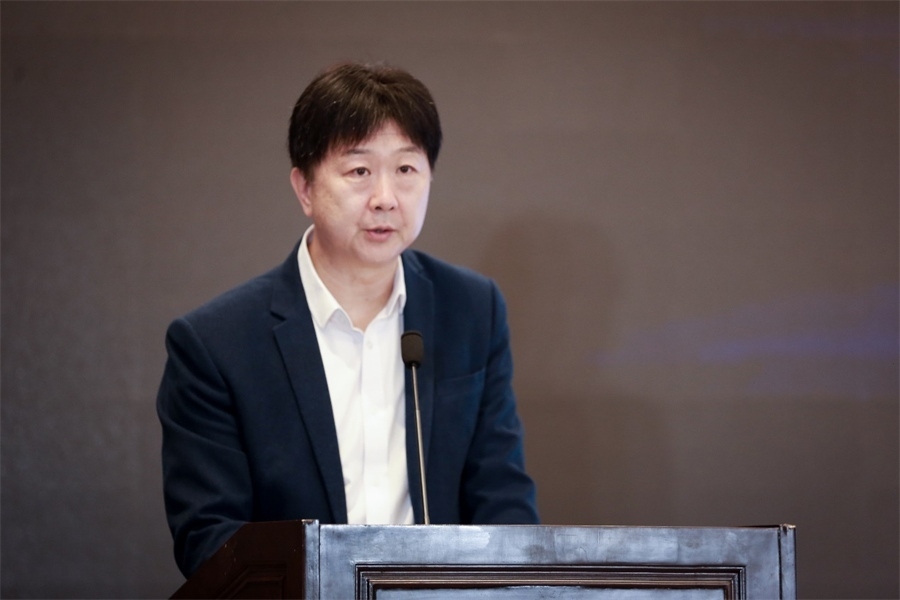 中國(guó)民主法制出版社黨委書(shū)記、社長(zhǎng)、總編輯 劉海濤