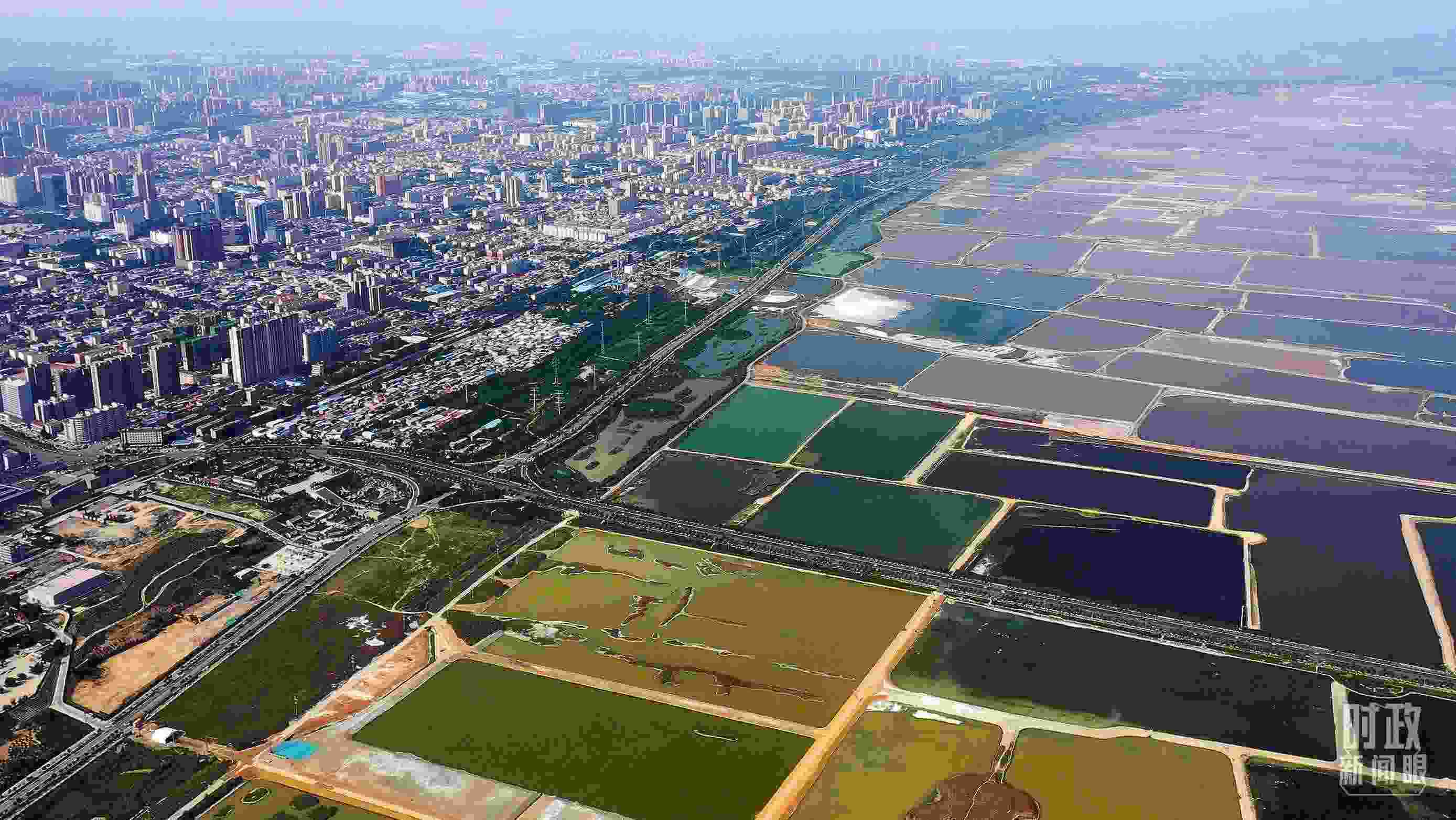 △俯瞰山西運城。（總臺記者裴大偉、康曉宇拍攝）