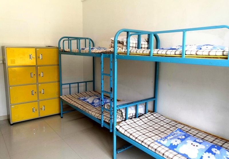 學生住宿午休的宿舍。人民網(wǎng)記者 孫博洋攝
