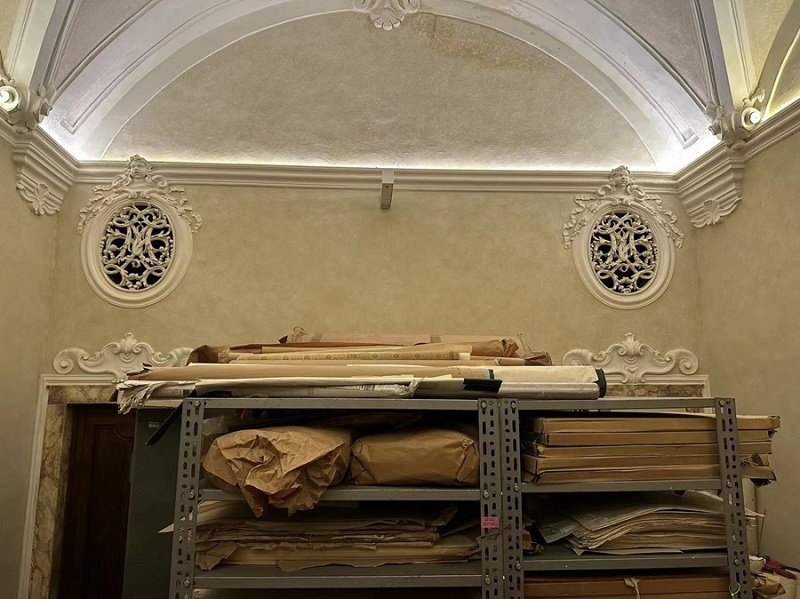 美第奇洛倫佐圖書館保存古籍。中藝國際供圖