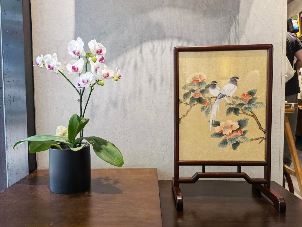 平江路上蘇繡工作室一角。新華社記者 楊依軍 攝