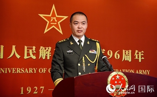 中國駐瑞典大使館李珂副武官致辭。人民網(wǎng)記者 殷淼攝