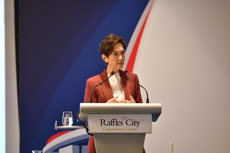 新加坡通訊及新聞部長(zhǎng)兼內(nèi)政部第二部長(zhǎng)楊莉明。新加坡南洋理工大學(xué)供圖