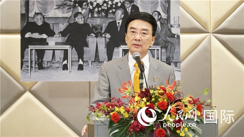 在日中國(guó)企業(yè)協(xié)會(huì)會(huì)長(zhǎng)王家馴致祝酒詞。人民網(wǎng) 蔣曉辰攝