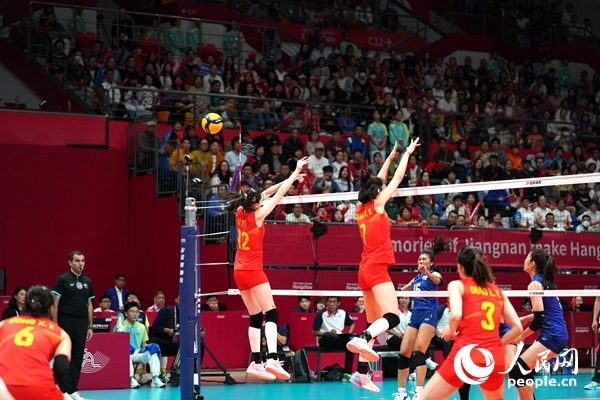 比賽現(xiàn)場(chǎng)。人民網(wǎng)記者 胡雪蓉?cái)z