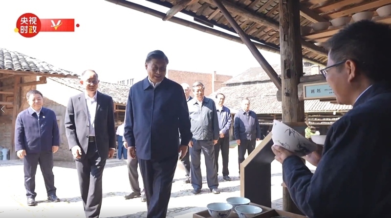 2023年10月11日，習近平在江西景德鎮(zhèn)考察。（視頻截圖）