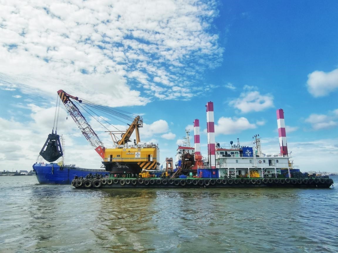 烏拉圭蒙得維的亞Capurro漁港船塢區(qū)域疏浚工程施工照片。受訪(fǎng)者供圖