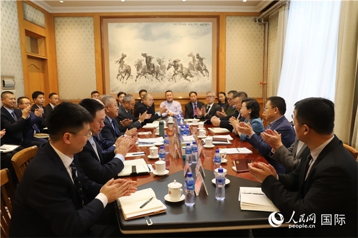 3.2023年10月30日，中國(guó)駐蒙使館座談會(huì)現(xiàn)場(chǎng)。人民網(wǎng)記者 霍文攝