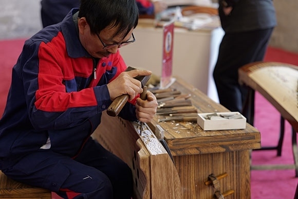 蘭考古箏制作展示。中央音樂學(xué)院供圖