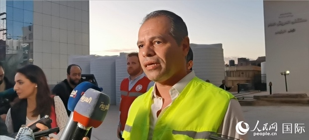 埃及衛(wèi)生部官員艾哈邁德·馬赫迪在接受記者采訪。人民網(wǎng)記者 沈小曉攝