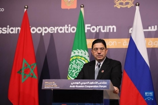 12月20日，在摩洛哥南部城市馬拉喀什舉行的第六屆阿拉伯-俄羅斯合作論壇主議程結(jié)束后，摩洛哥外交大臣布里達(dá)在記者會(huì)上講話。新華社記者霍晶攝