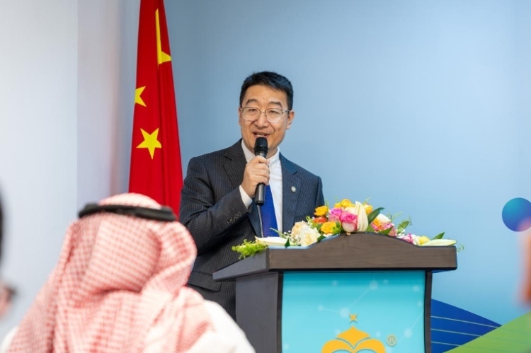 沙特智慧宮語言公司董事長馬永亮致辭。主辦方供圖