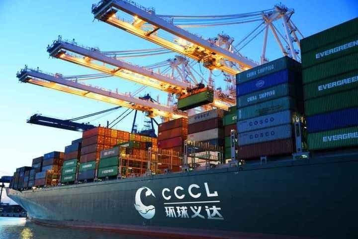 義烏商城集團(tuán)打造的國際物流平臺“環(huán)球義達(dá)”，為外貿(mào)企業(yè)提供各類物流資源信息。義烏市委宣傳部供圖