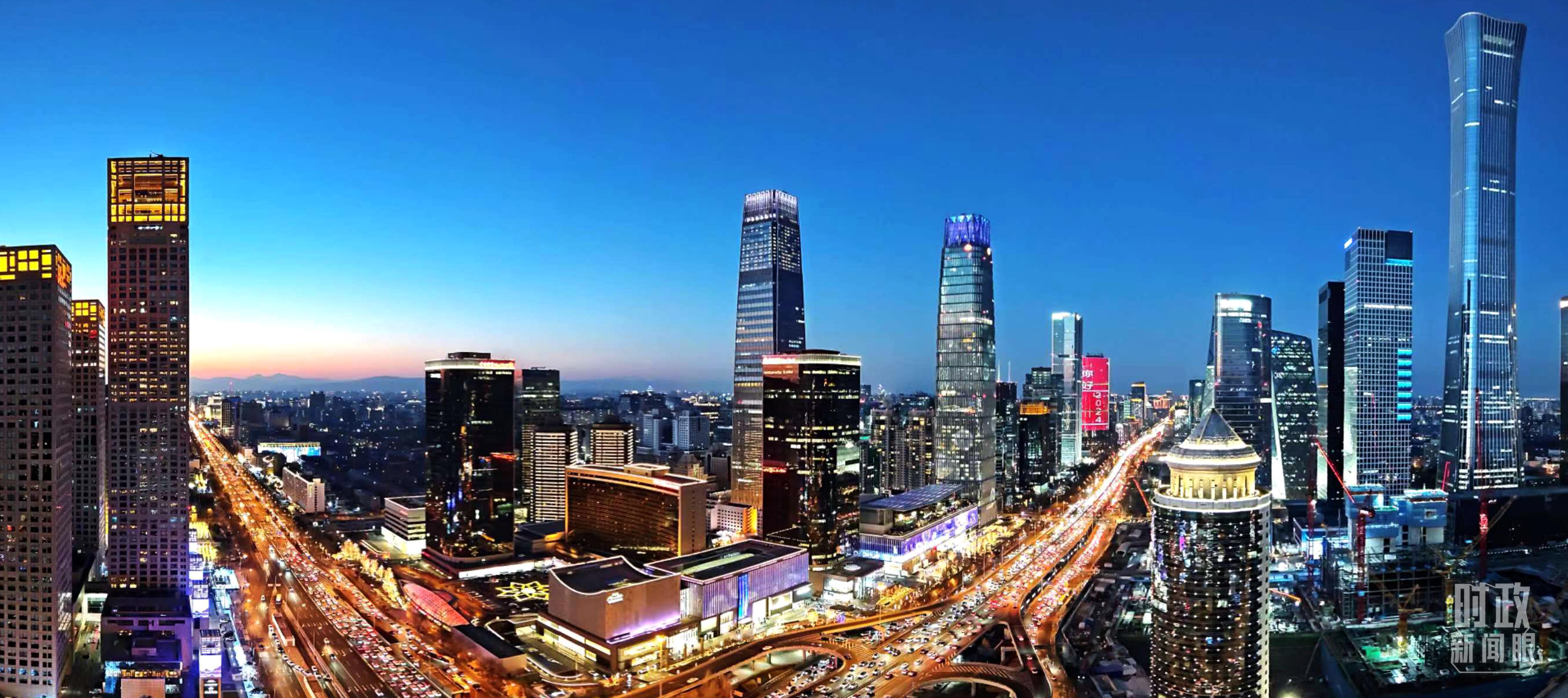 △2023年12月31日，北京CBD商圈。（總臺央視記者鐘信偉拍攝）