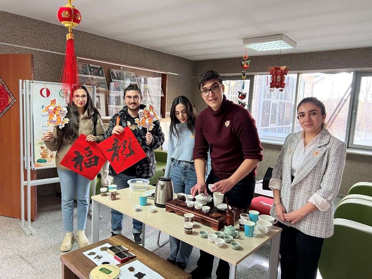 茶藝表演體驗。中東技術(shù)大學孔院供圖