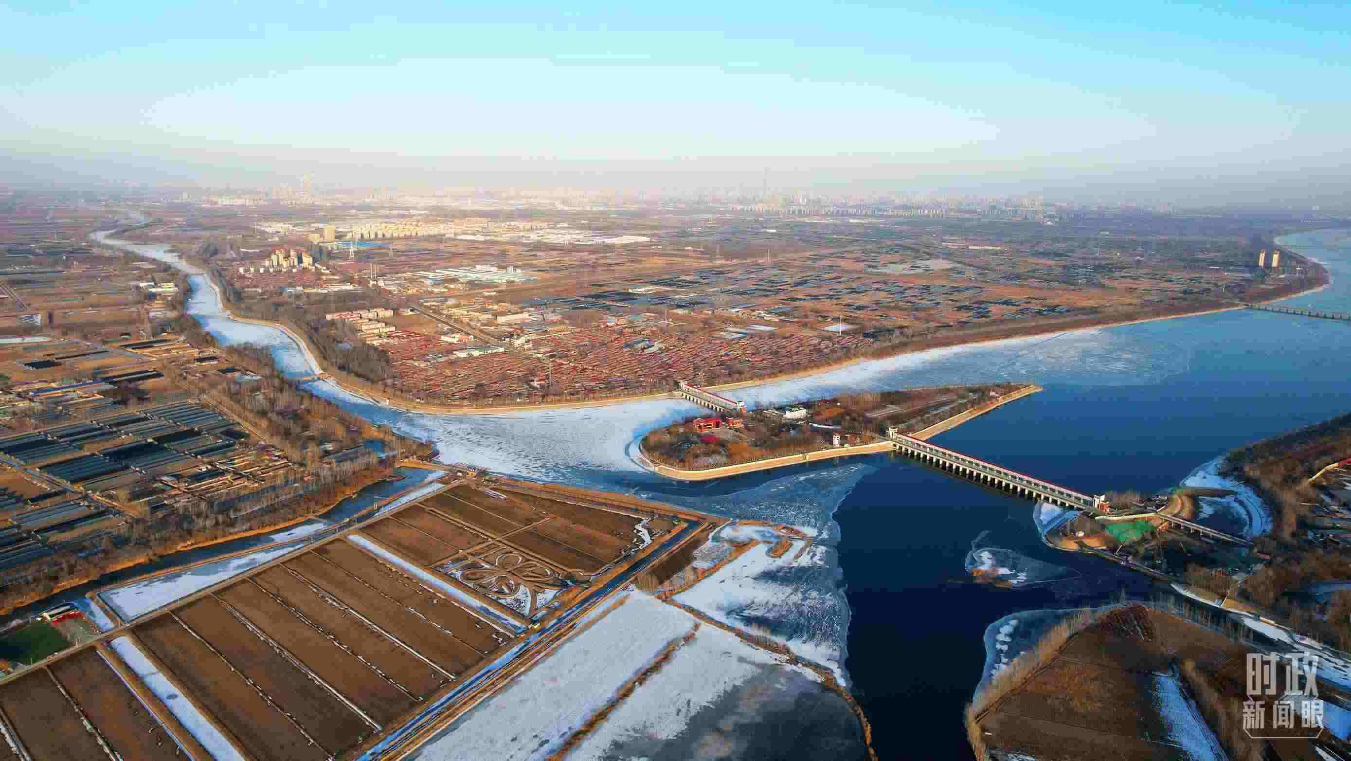 △俯瞰第六埠村。（總臺央視記者范凱拍攝）