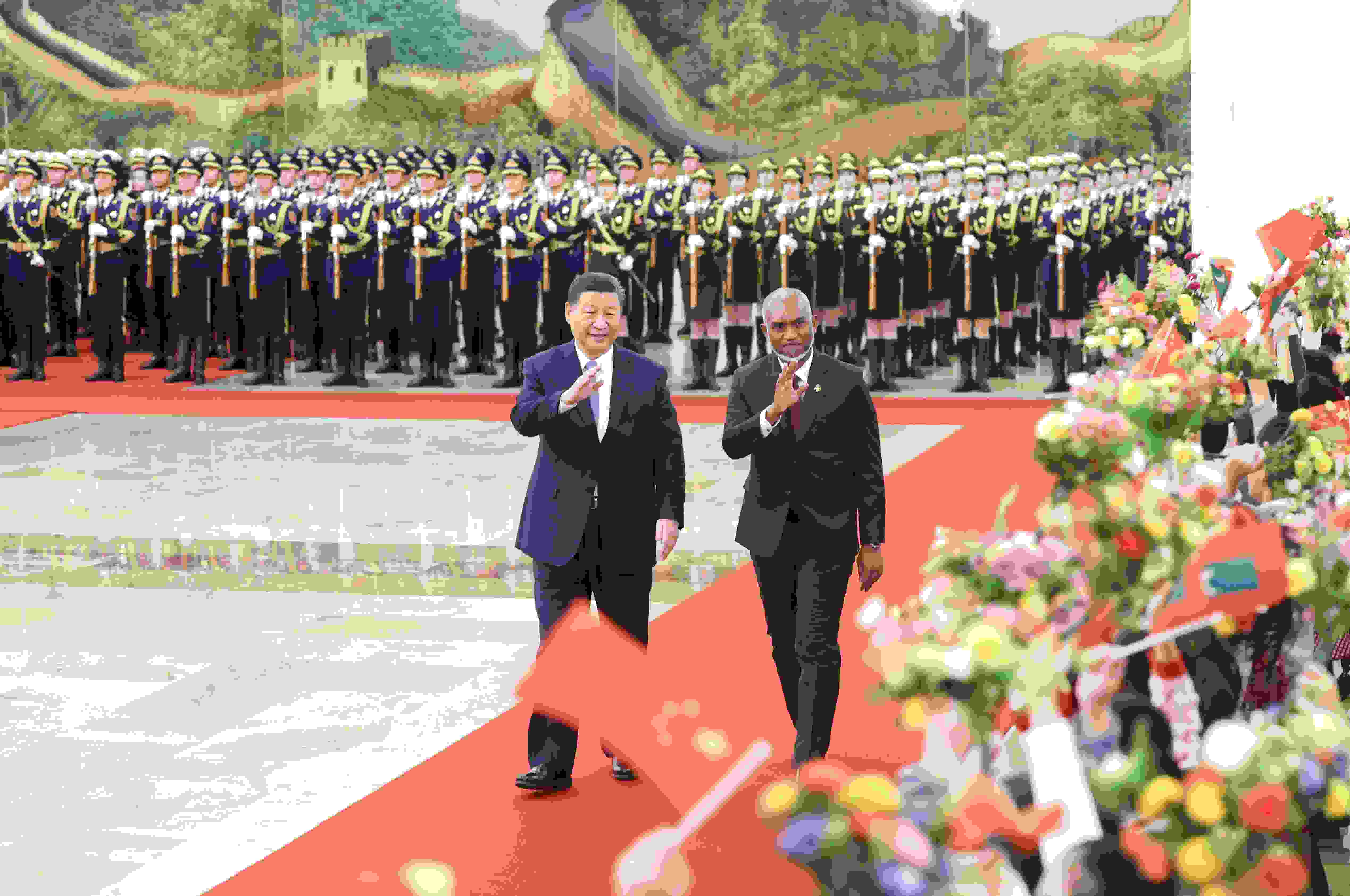 △2024年1月10日下午，國家主席習(xí)近平在北京人民大會(huì)堂同來華進(jìn)行國事訪問的馬爾代夫總統(tǒng)穆伊茲舉行會(huì)談。會(huì)談前，習(xí)近平主席在人民大會(huì)堂北大廳為穆伊茲總統(tǒng)舉行歡迎儀式。