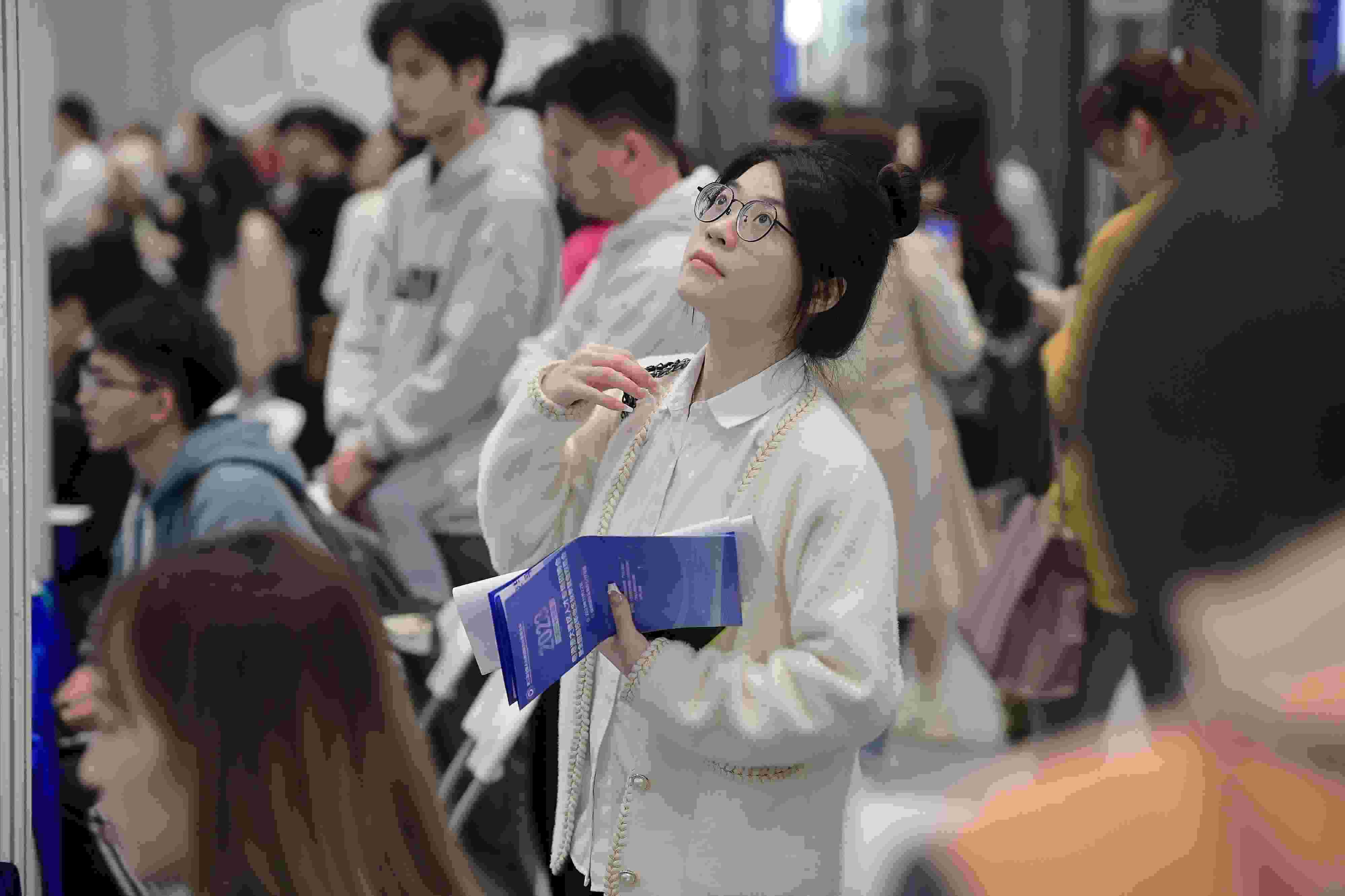  2023年11月22日，2023年粵港澳大灣區(qū)人才專場招聘會暨第27屆全國高校畢業(yè)生秋季就業(yè)雙選會在深圳國際會展中心舉辦。