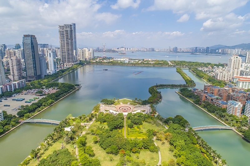 2021年5月15日，廈門，航拍筼筜湖，景色優(yōu)美。