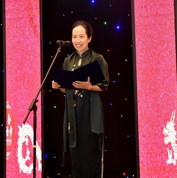 中國駐阿拉木圖總領(lǐng)事蔣薇致辭。中國駐阿拉木圖總領(lǐng)館供圖