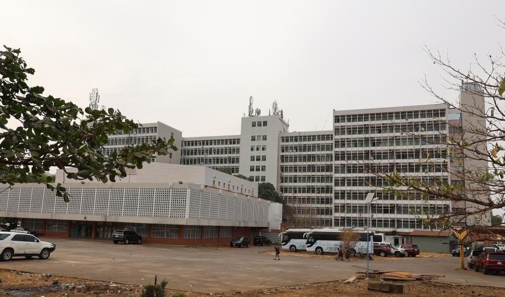 中塞友誼大廈。