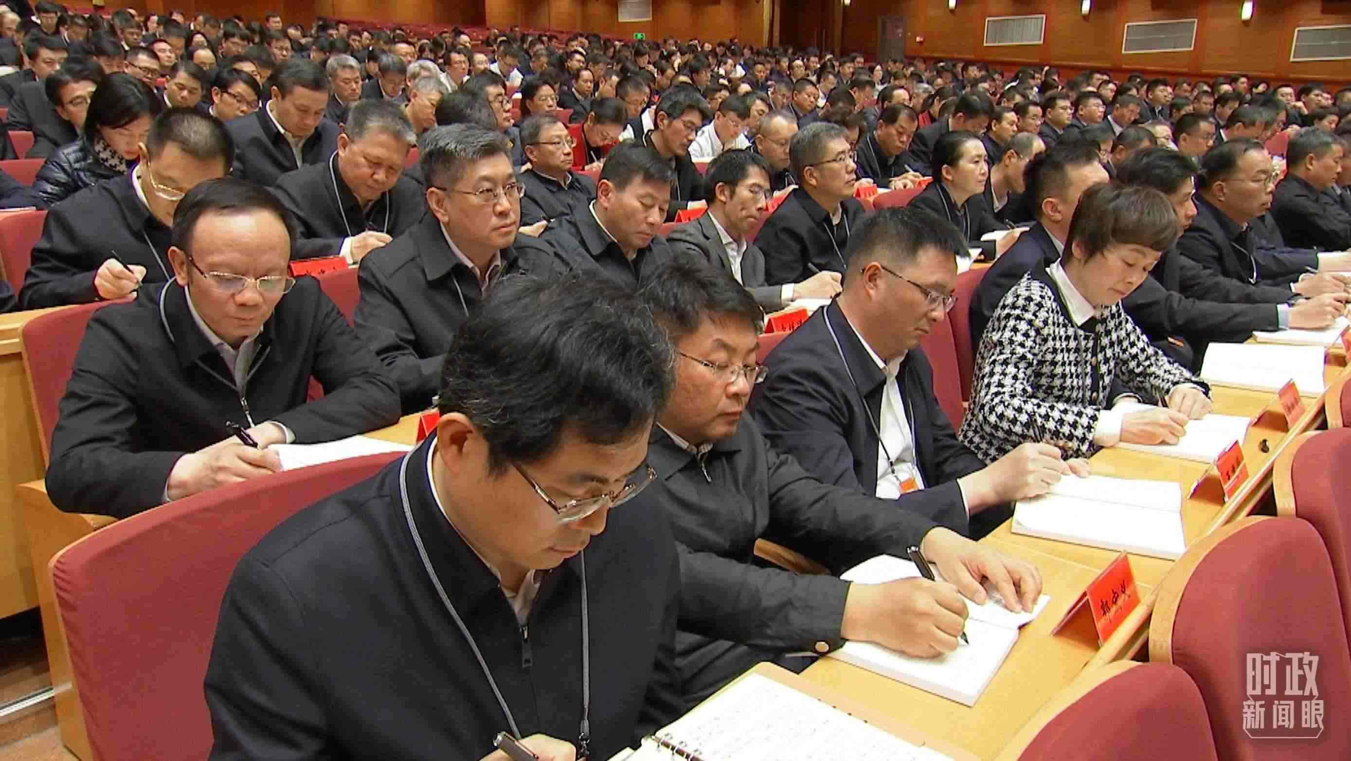 △中青年干部培訓(xùn)班開(kāi)班式現(xiàn)場(chǎng)。