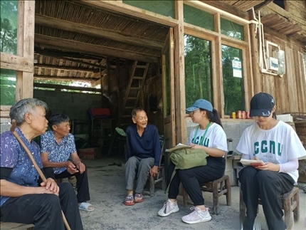 △ 2022年7月，華中師范大學(xué)生命科學(xué)學(xué)院鄉(xiāng)村振興之旅暑期實(shí)踐隊(duì)赴湖北省恩施市宣恩縣長(zhǎng)潭河侗族鄉(xiāng)開展“生態(tài)文明助力鄉(xiāng)村振興”暑期社會(huì)實(shí)踐活動(dòng)。