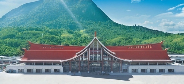 中老鐵路增開(kāi)1對(duì)國(guó)際旅客列車(chē)。國(guó)鐵集團(tuán)供圖