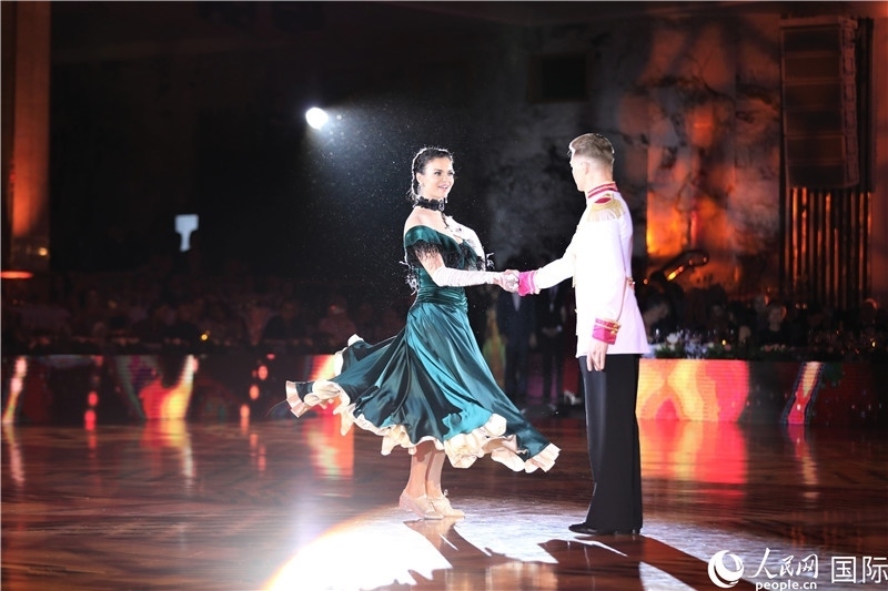 第五屆“克里姆林宮杯”國標(biāo)舞錦標(biāo)賽現(xiàn)場。于子恒攝