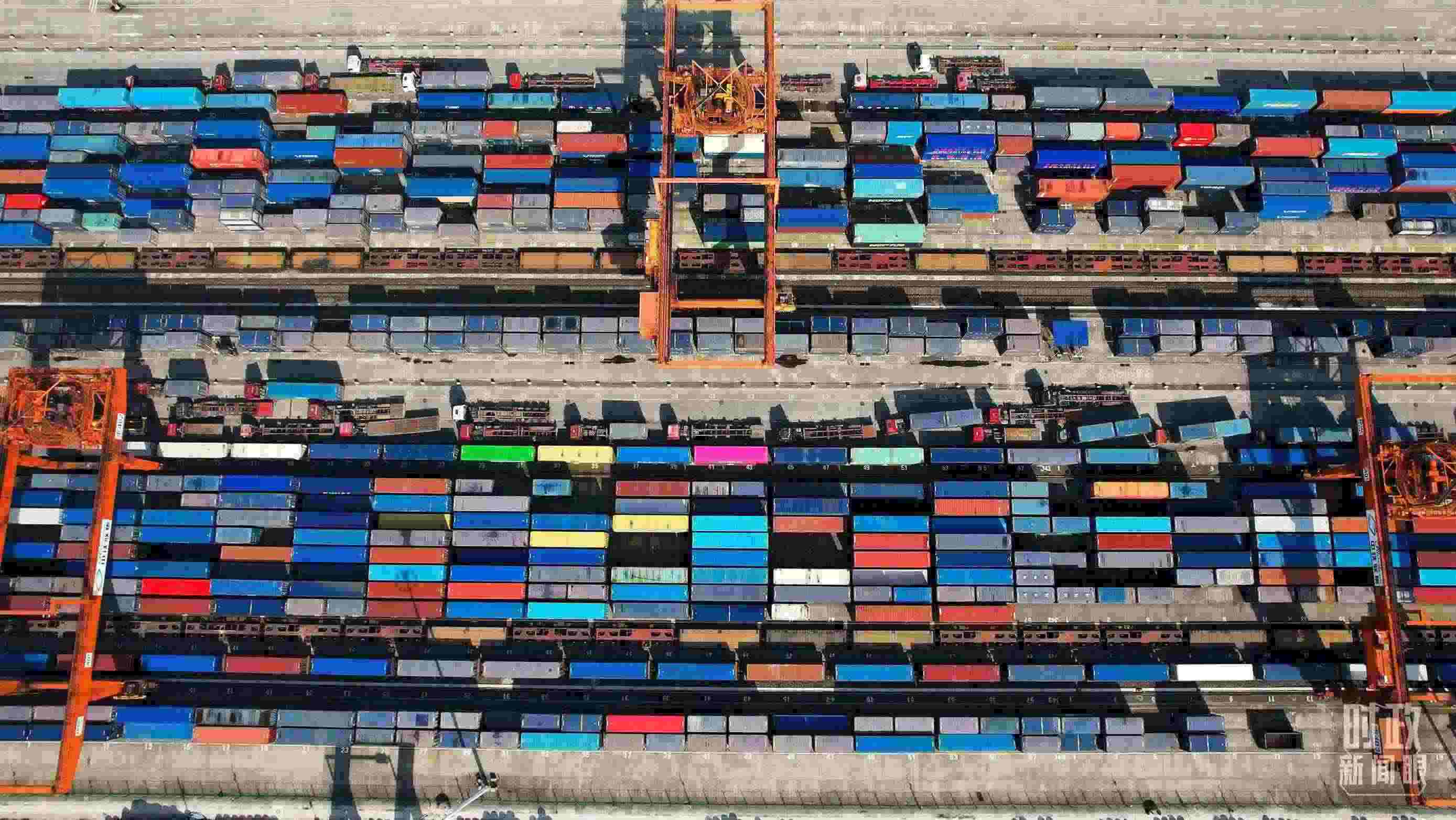 △重慶國際物流樞紐園區(qū)。（總臺央視記者范凱拍攝）