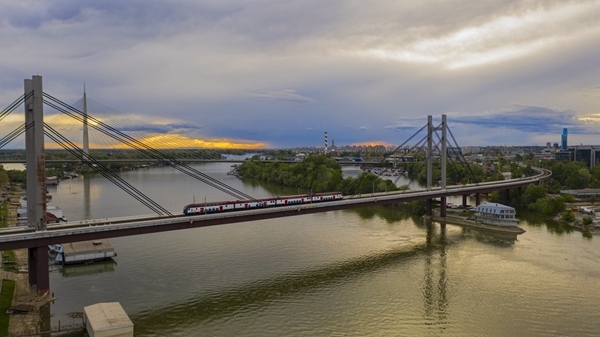 匈塞鐵路塞爾維亞境內(nèi)。中國鐵路國際有限公司供圖