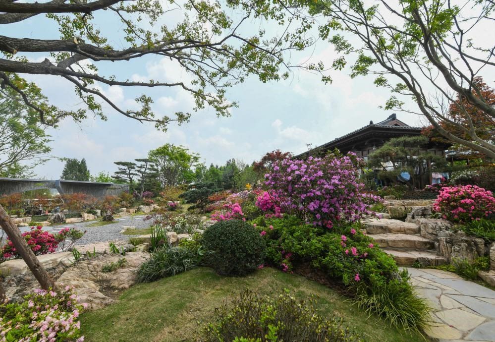 這是2024年4月12日拍攝的成都世園會主會場寧波園。新華社記者 王曦 攝