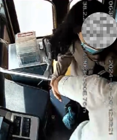 公交車上他一聲大吼！魏杰，好樣的！