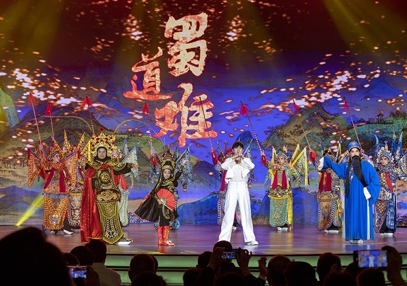 2023年10月13日，成都，“把青春華章寫在祖國大地上”大思政課網絡主題宣傳和互動引導活動在四川大學舉行。