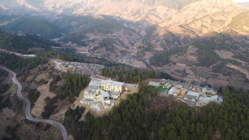 三河村全景（無(wú)人機(jī)照片）。新華社記者 尹恒 攝