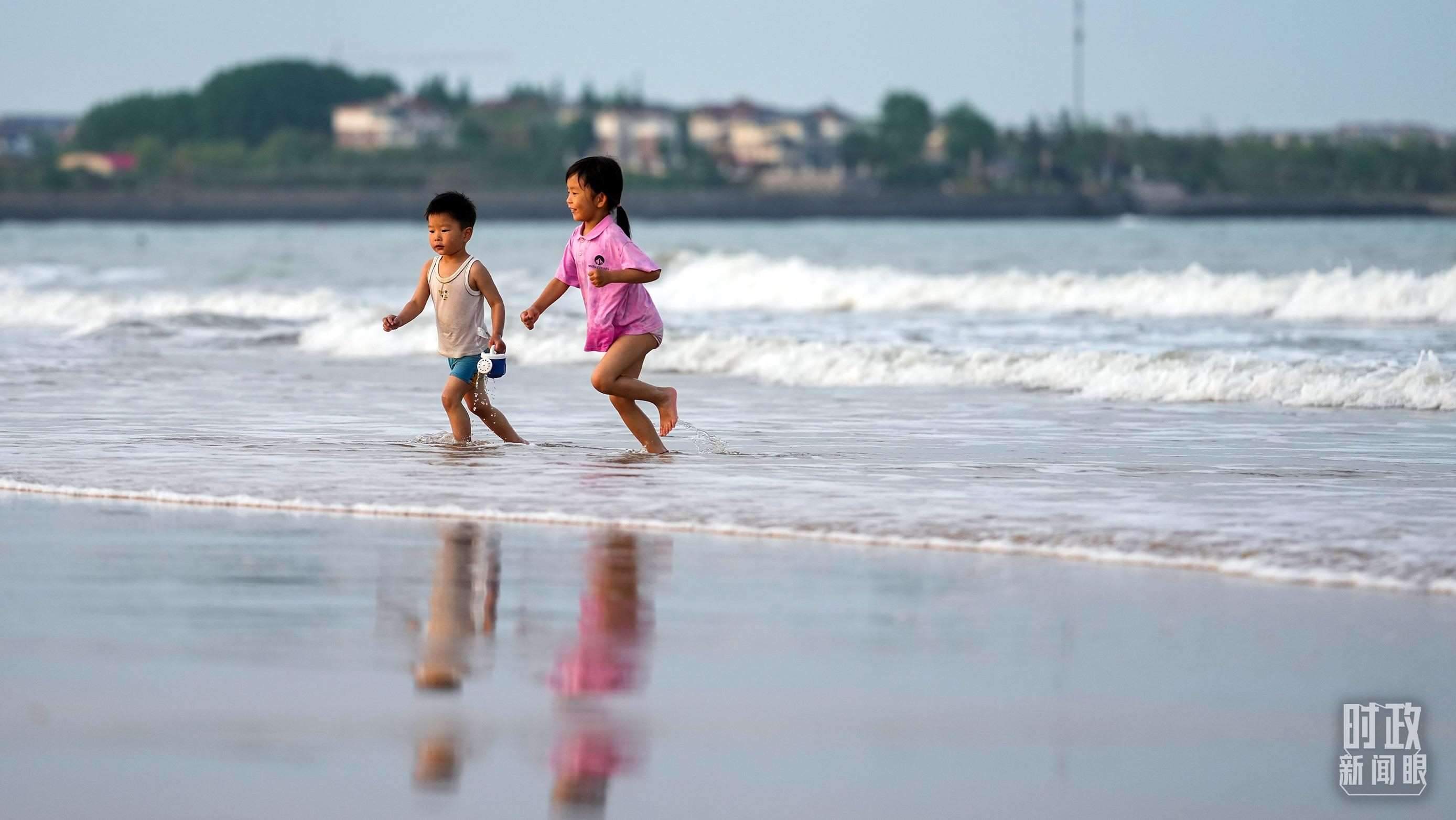 山東日照陽光海岸。（總臺國廣記者李晉拍攝）
