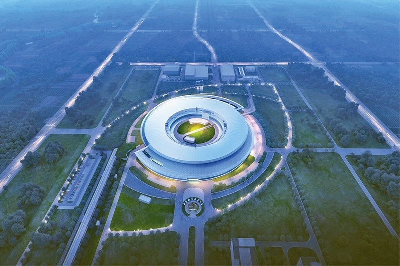 近年來，長三角各省市牢牢把握高質量發(fā)展這個首要任務，因地制宜培育和發(fā)展新質生產力，朝著世界級城市群目標邁進。圖為第四代大科學裝置“合肥先進光源”的效果圖（資料圖片）。 新華社發(fā)（中國科學技術大學國家同步輻射實驗室供圖）