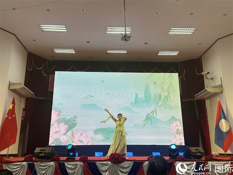 圖片：老撾選手參加第二十三屆漢語橋世界大學生中文比賽老撾賽區(qū)決賽。孫廣勇攝