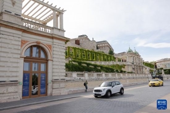 這是7月1日在匈牙利布達佩斯拍攝的匈牙利作為歐盟輪值主席國舉辦系列活動的場地外景。新華社發(fā)（弗爾季·奧蒂洛攝）