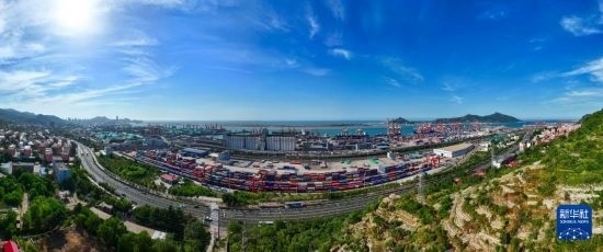 這是6月26日拍攝的中哈連云港物流合作基地（無人機照片）。新華社記者 季春鵬 攝