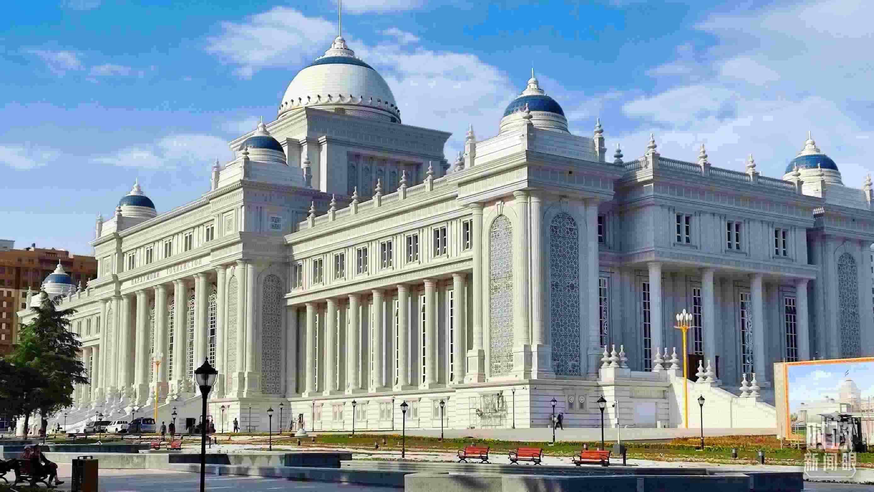 △中方援建塔議會(huì)大樓。（總臺(tái)記者員志軍拍攝）