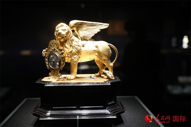 展覽“傳奇之旅：馬可·波羅與絲綢之路上的世界”展品。人民網(wǎng) 殷韜攝