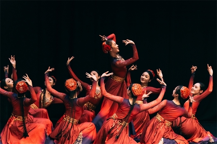 《長城魂》中的民族舞蹈表演。主辦方供圖