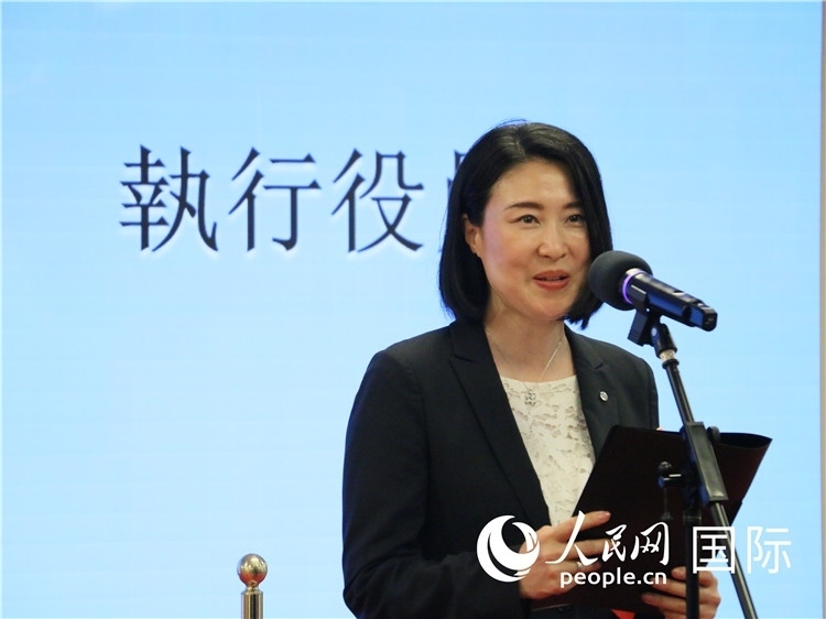 日本航空株式會(huì)社執(zhí)行役員西原口香織致辭。人民網(wǎng) 許可攝