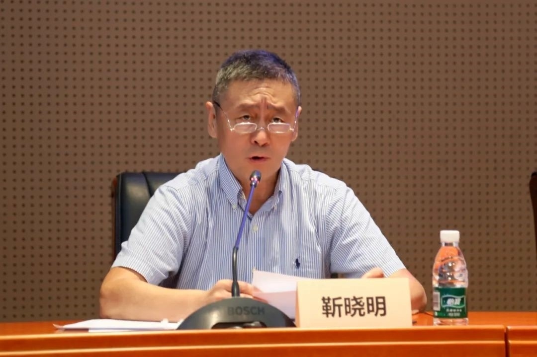 科技外交專家委員會主任委員、科技部國際合作司原司長靳曉明致辭。主辦方供圖