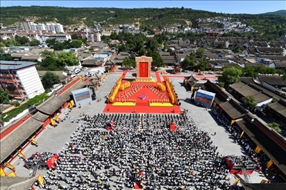 公祭伏羲大典現場。新華社發(fā)（周文濤 攝）