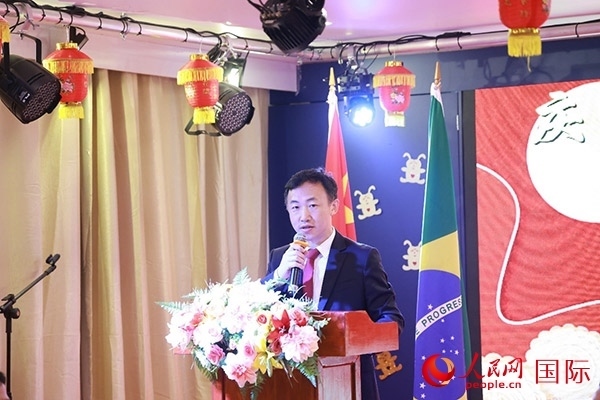 中國駐里約熱內(nèi)盧代總領(lǐng)事王海濤在活動上致辭。人民網(wǎng)記者 陳海琪攝